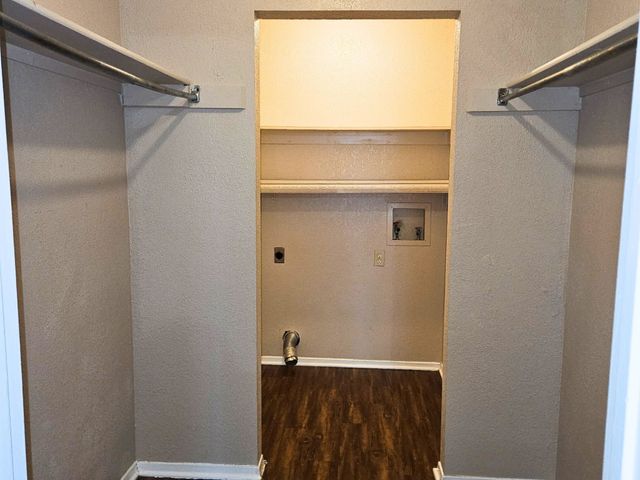 6321 Richland Plaza Drive D, North Richland Hills, TX 76180