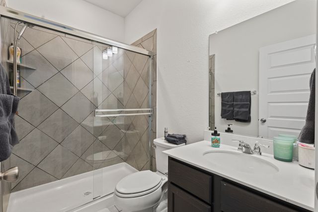 925 West Drive, Aubrey, TX 76227