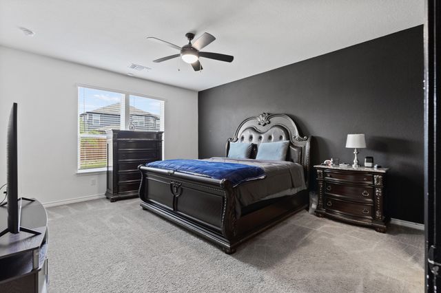 925 West Drive, Aubrey, TX 76227