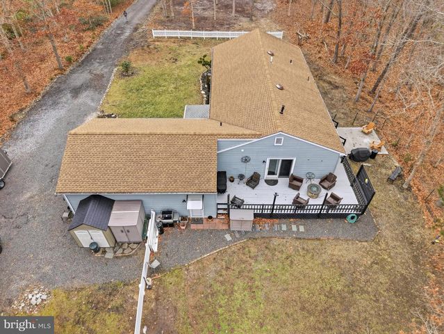 4 PROSIT LA, Ocean View, NJ 08230