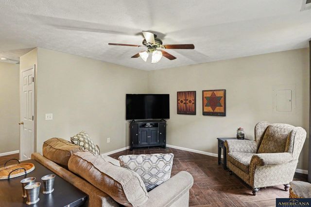 1944 Connor Street, Lincoln, NE 68505