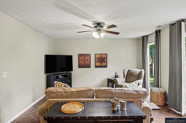 1944 Connor Street, Lincoln, NE 68505