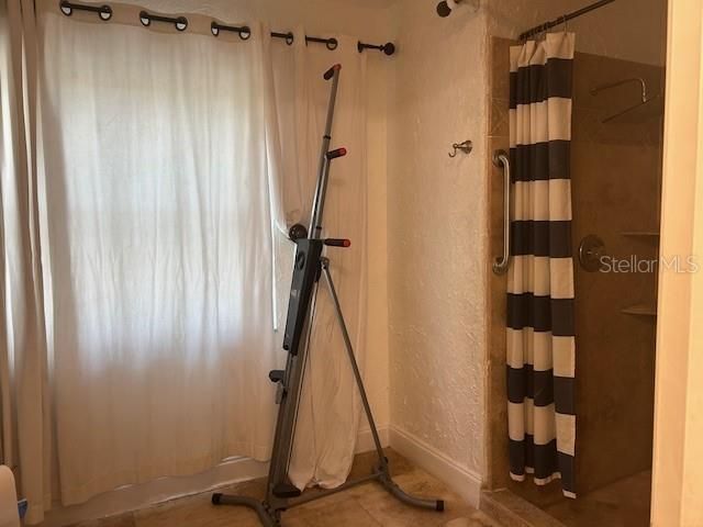 7715 33RD LANE E, Sarasota, FL 34243