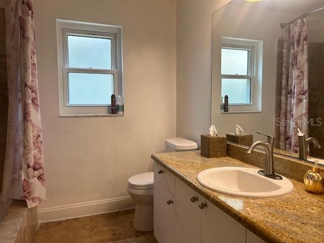 7715 33RD LANE E, Sarasota, FL 34243