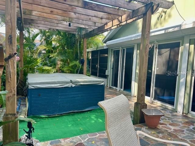 7715 33RD LANE E, Sarasota, FL 34243