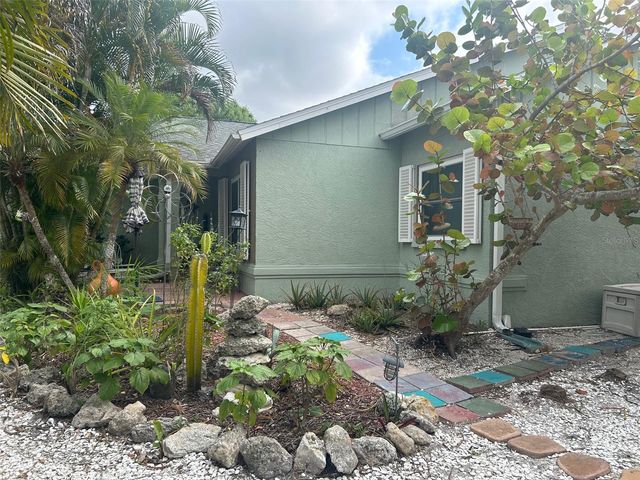 7715 33RD LANE E, Sarasota, FL 34243