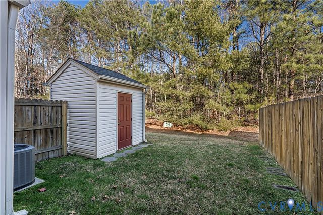 2615 Mountainberry Ct, Glen Allen, VA 23060