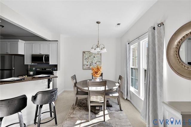 2615 Mountainberry Ct, Glen Allen, VA 23060