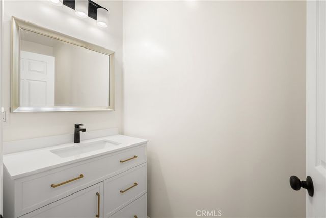 1523 Rock Glen Avenue, Glendale, CA 91205