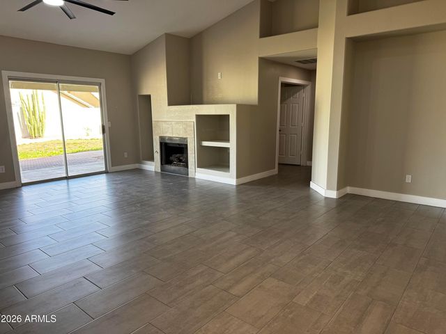 7570 W Jenan Drive, Peoria, AZ 85345