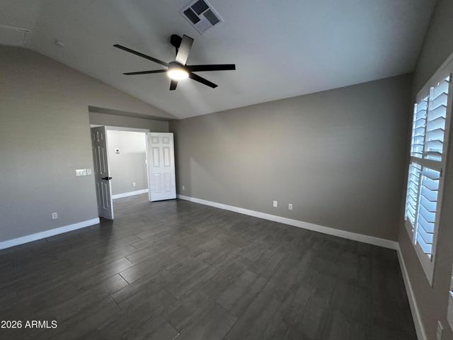 7570 W Jenan Drive, Peoria, AZ 85345