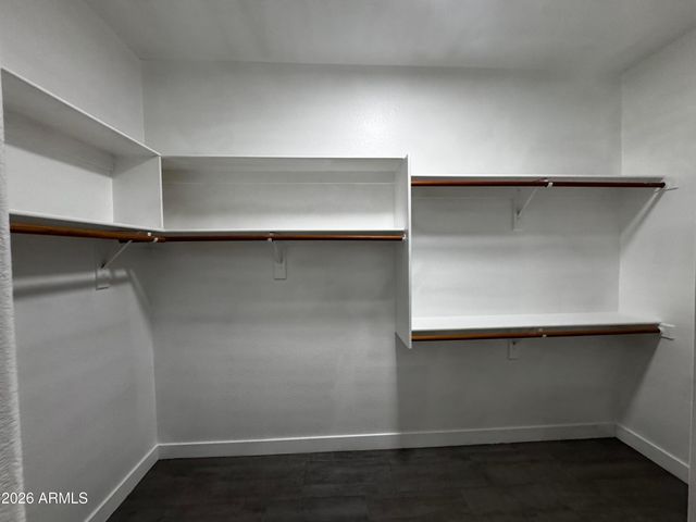 7570 W Jenan Drive, Peoria, AZ 85345