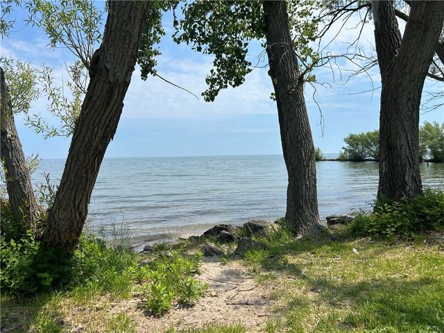 50 Interlaken Road, Greece, NY 14612
