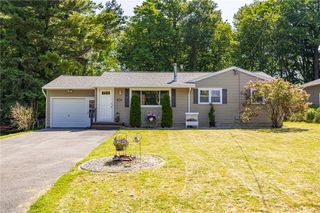 50 Interlaken Road, Greece, NY 14612