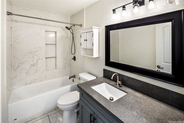 46-261 Kahuhipa Street 312, Kaneohe, HI 96744