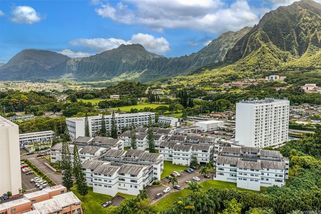 46-261 Kahuhipa Street 312, Kaneohe, HI 96744