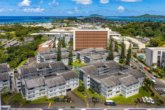46-261 Kahuhipa Street 312, Kaneohe, HI 96744