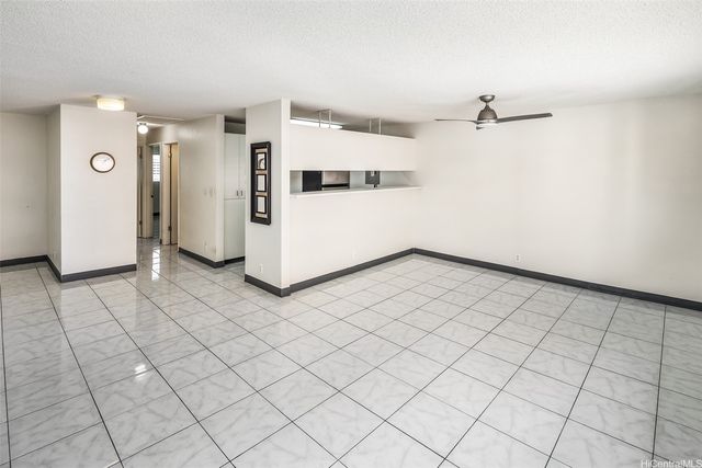 46-261 Kahuhipa Street 312, Kaneohe, HI 96744