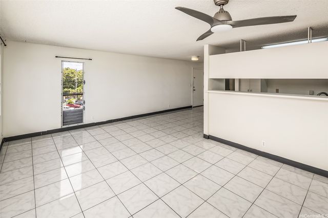 46-261 Kahuhipa Street 312, Kaneohe, HI 96744