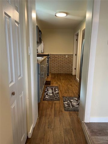 1030 Scott Avenue, Jeannette, PA 15644