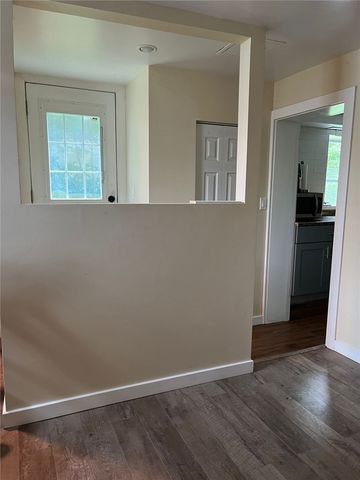 1030 Scott Avenue, Jeannette, PA 15644