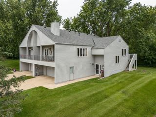 4887 Tee Court SW, Rochester, MN 55902