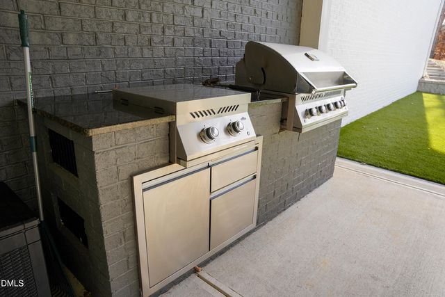 297 Diamante Drive, Clayton, NC 27527