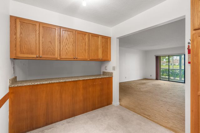 713 Sunny Pine Way G1, Greenacres, FL 33415