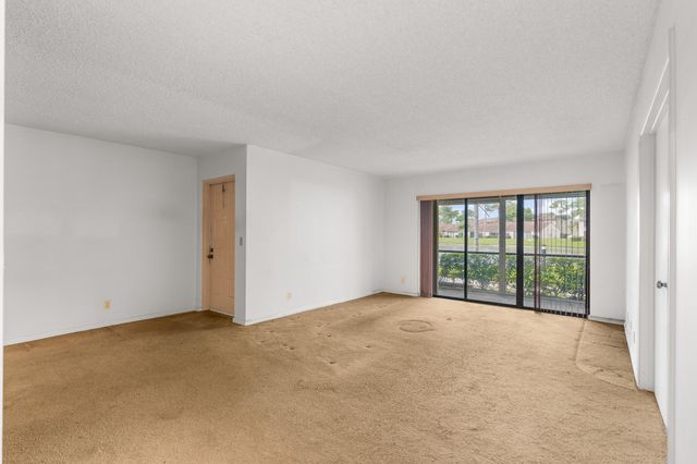 713 Sunny Pine Way G1, Greenacres, FL 33415