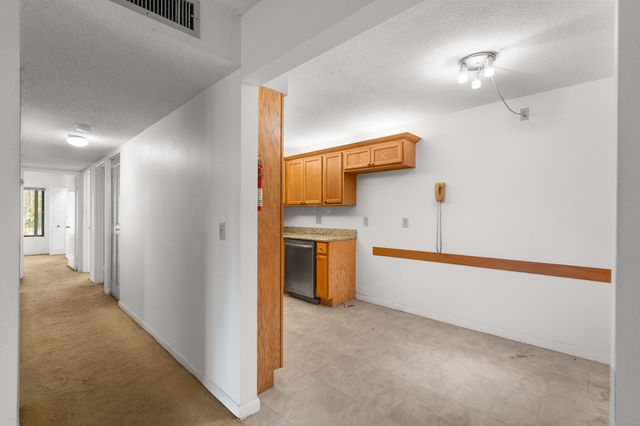 713 Sunny Pine Way G1, Greenacres, FL 33415