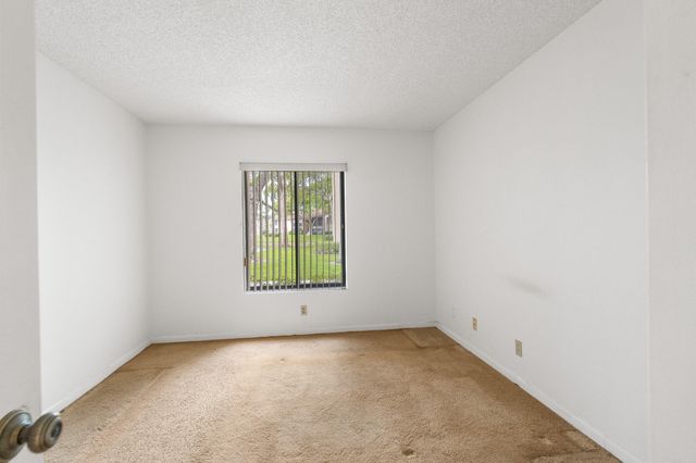 713 Sunny Pine Way G1, Greenacres, FL 33415