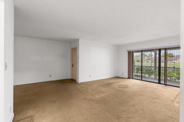 713 Sunny Pine Way G1, Greenacres, FL 33415