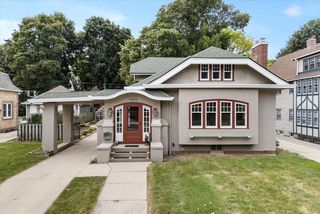3443 N Maryland AVENUE, Milwaukee, WI 53211