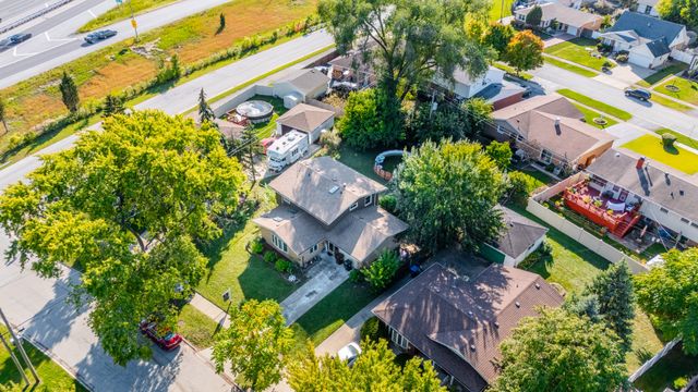 16524 Brockton Lane, Oak Forest, IL 60452