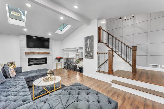 16524 Brockton Lane, Oak Forest, IL 60452