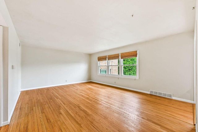 1235 E Randolph COURT #D, Milwaukee, WI 53212