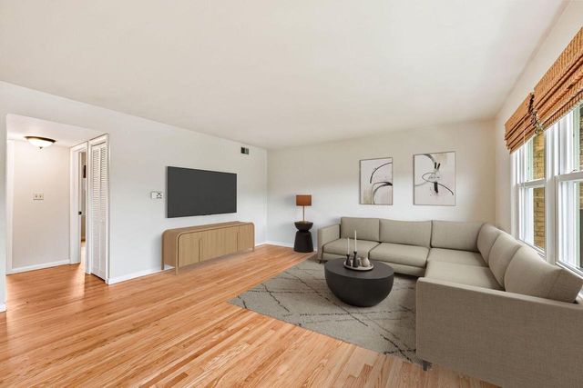1235 E Randolph COURT #D, Milwaukee, WI 53212