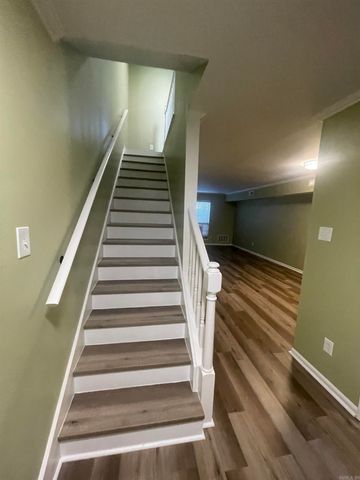 504 Green Mountain Dr Apt 305, Little Rock, AR 72211