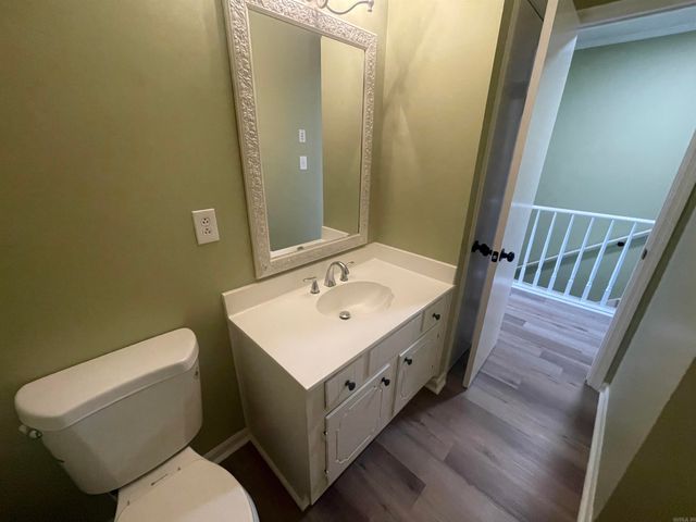 504 Green Mountain Dr Apt 305, Little Rock, AR 72211