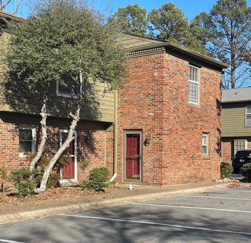 504 Green Mountain Dr Apt 305, Little Rock, AR 72211