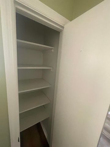 504 Green Mountain Dr Apt 305, Little Rock, AR 72211