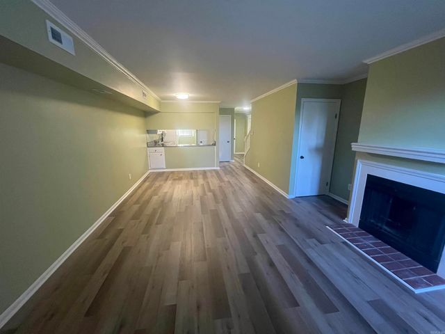 504 Green Mountain Dr Apt 305, Little Rock, AR 72211