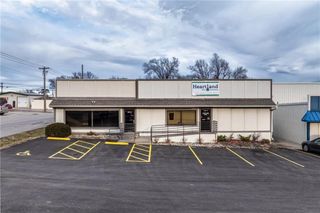 2327 N Belt Highway, St Joseph, MO 64506