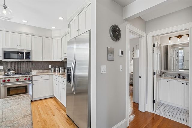 77-A Revere St 4, Boston, MA 02114