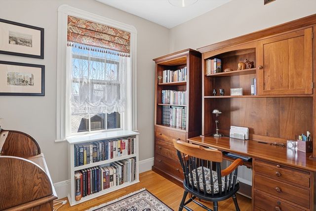 77-A Revere St 4, Boston, MA 02114
