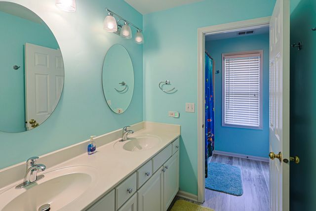 5686 Angouleme Lane, Hoffman Estates, IL 60192