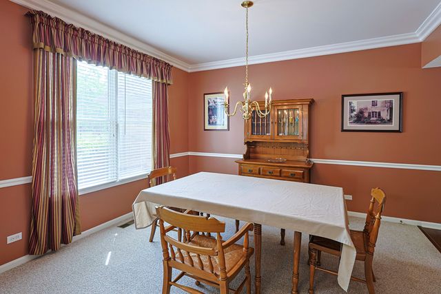 5686 Angouleme Lane, Hoffman Estates, IL 60192