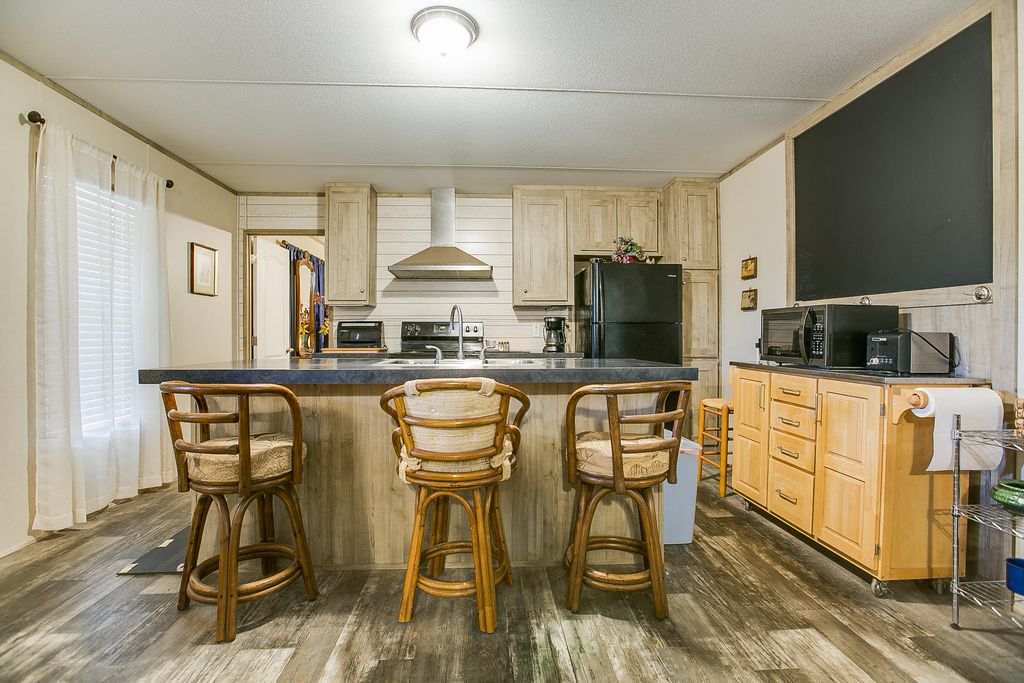 Image 11 of property listing at 4124 E State Highway 158, Bronte, TX 76933