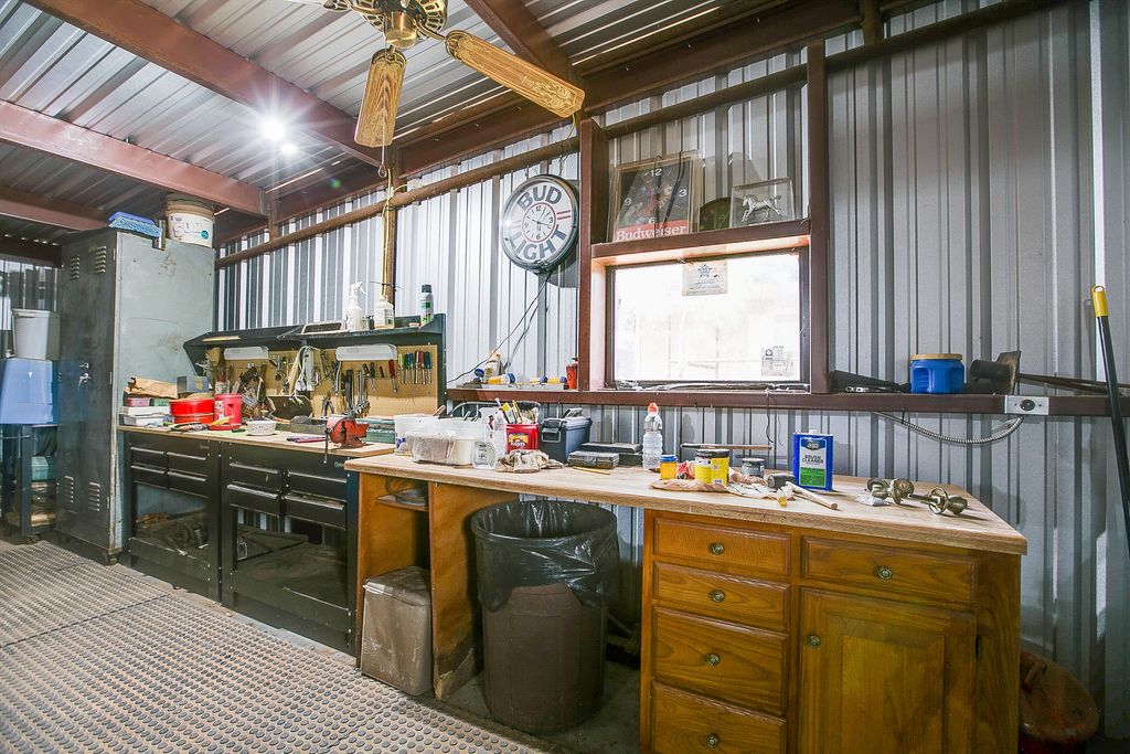 Image 26 of property listing at 4124 E State Highway 158, Bronte, TX 76933