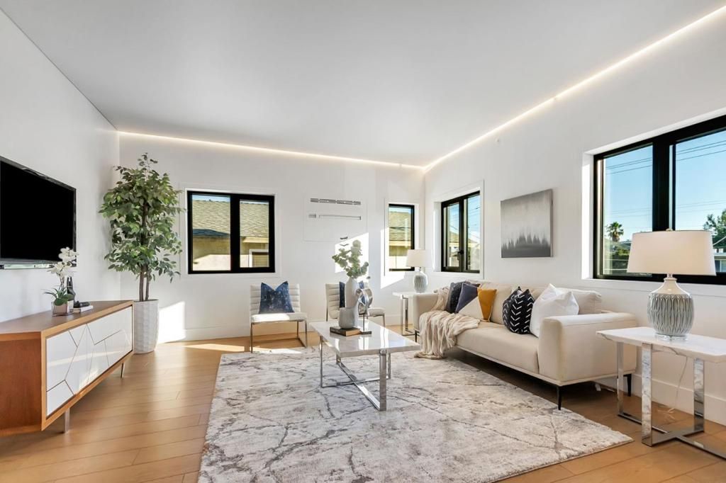 33852 11th Street, Union City, CA 94587